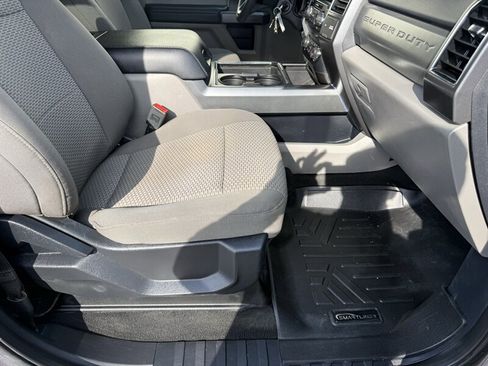 Used 2022 Ford F250 XLT w/ XLT Premium Package image 42