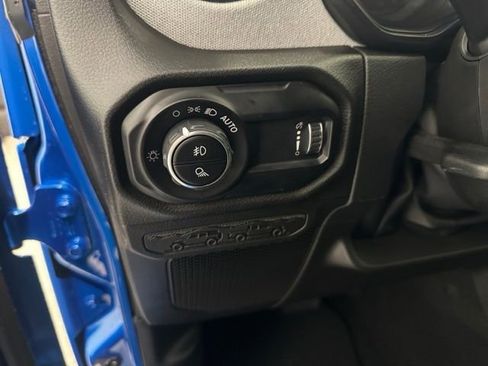 New 2025 Jeep Gladiator Sport AWD/4WD image 21