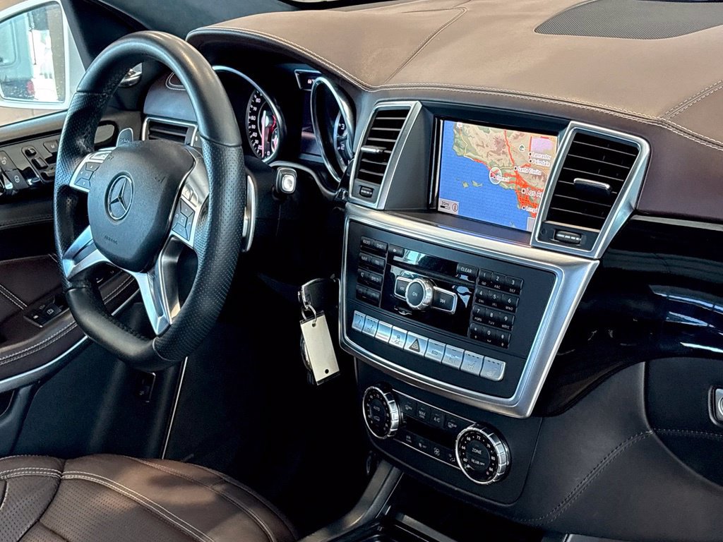 Used 2013 Mercedes-Benz GL 63 AMG 4MATIC image 41
