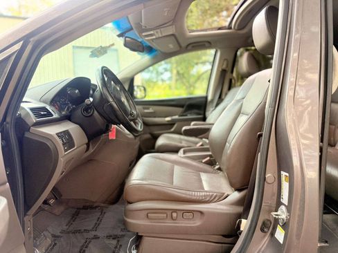 Used 2012 Honda Odyssey EX-L image 12