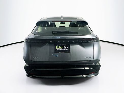 Used 2023 Nissan Ariya FWD image 7