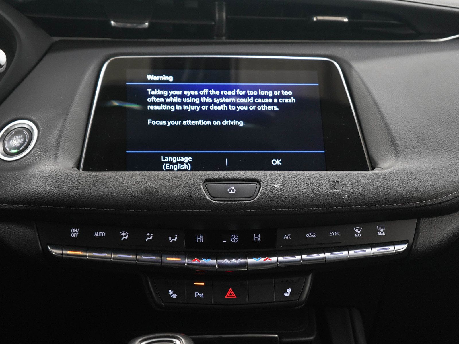 Used 2019 Cadillac XT4 Premium Luxury w/ Cold Weather Package AWD/4WD image 18