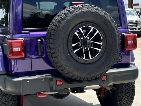 Used 2026 Jeep Wrangler Unlimited Rubicon AWD/4WD image 6