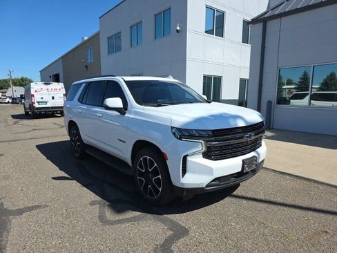 Used 2021 Chevrolet Tahoe RST w/ Luxury Package AWD/4WD image 3