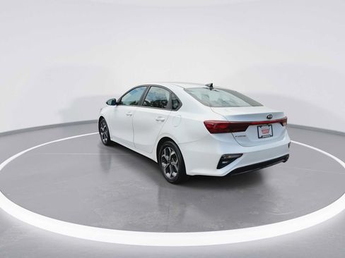 Used 2021 Kia Forte LXS FWD image 6