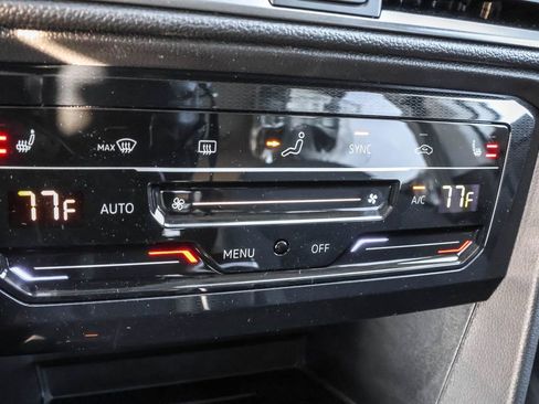 New 2026 Volkswagen Taos SE AWD/4WD image 30