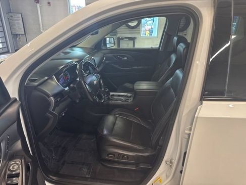 Certified 2020 Chevrolet Traverse Premier w/ Redline Edition AWD/4WD image 27