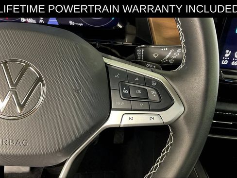 Used 2025 Volkswagen Atlas SE AWD/4WD image 27