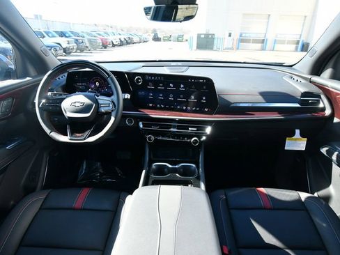 New 2026 Chevrolet Traverse RS AWD/4WD image 15