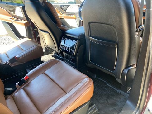 Used 2022 Lincoln Aviator Reserve w/ Equipment Group 201A image 42