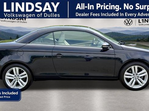 Used 2014 Volkswagen Eos Executive FWD image 30