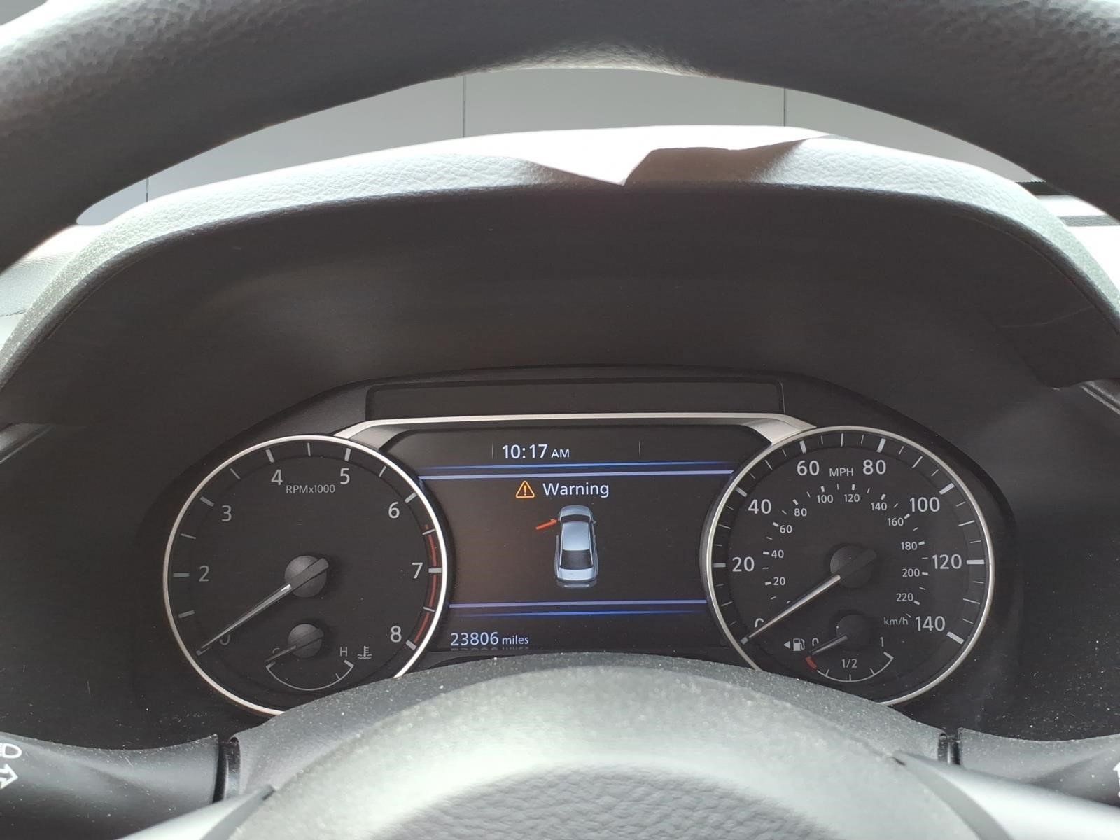 Used 2023 Nissan Altima 2.5 SV AWD/4WD image 11