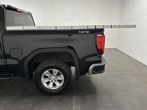 Used 2019 GMC Sierra 1500 SLE w/ SLE Convenience Package AWD/4WD image 7