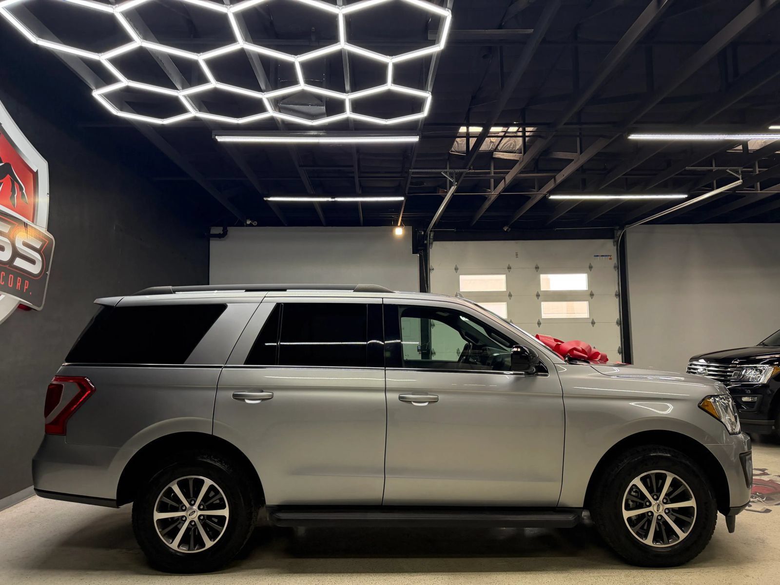 Used 2021 Ford Expedition XL AWD/4WD image 10