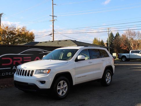 Used 2016 Jeep Grand Cherokee Laredo w/ Quick Order Package 23E image 1
