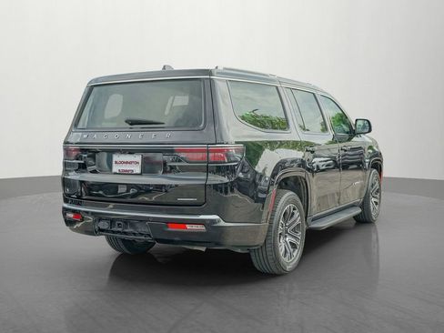 Used 2024 Jeep Wagoneer Series II w/ Flexible Seating Group AWD/4WD image 7