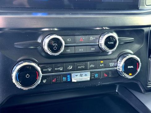 Certified 2025 Ford F250 Lariat w/ Tremor Off-Road Package image 19