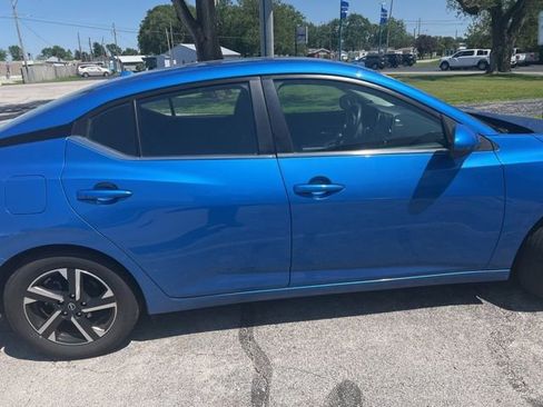 Used 2024 Nissan Sentra SV FWD image 5