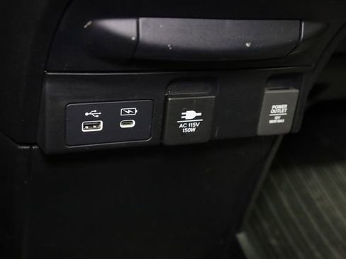 Used 2025 Honda Odyssey Elite image 20