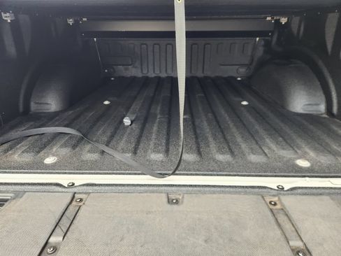 Used 2021 Ford F150 Lariat w/ Equipment Group 502A High AWD/4WD image 33