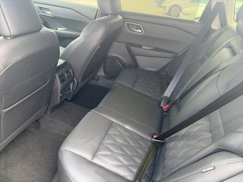 Used 2026 Nissan Rogue Platinum w/ Platinum Premium Package AWD/4WD image 11