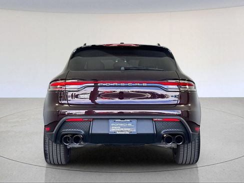 Certified 2026 Porsche Macan AWD/4WD image 7