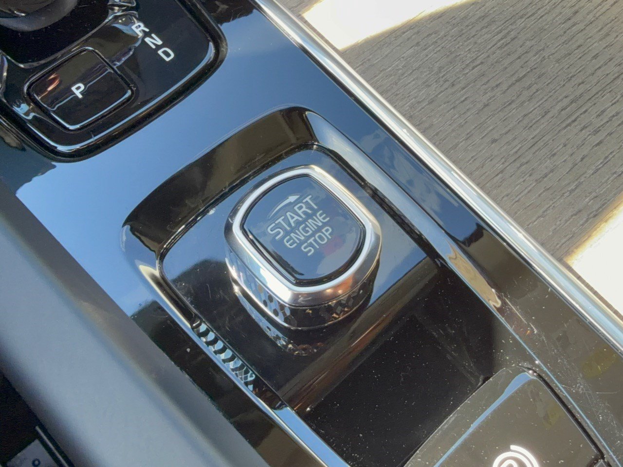 Certified 2026 Volvo XC60 B5 Plus AWD/4WD image 20