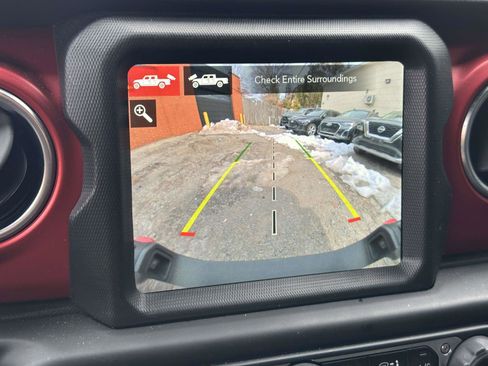 Used 2021 Jeep Gladiator Rubicon image 30