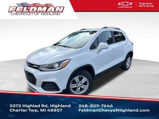 Used 2020 Chevrolet Trax LT w/ LT Convenience Package FWD video 1