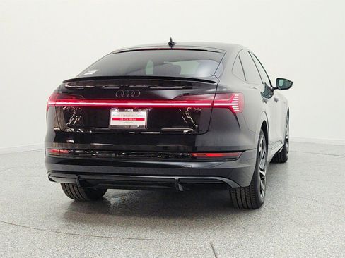 Used 2023 Audi e-tron Premium Plus w/ Premium Plus Package AWD/4WD image 6