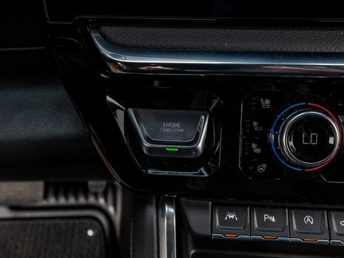 Used 2025 GMC Sierra 1500 Denali image 27