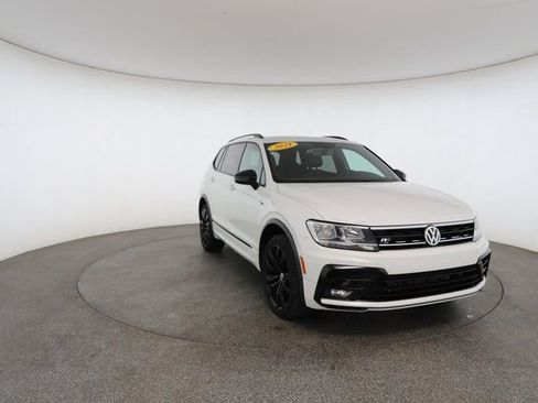 Used 2021 Volkswagen Tiguan SE R-Line image 28