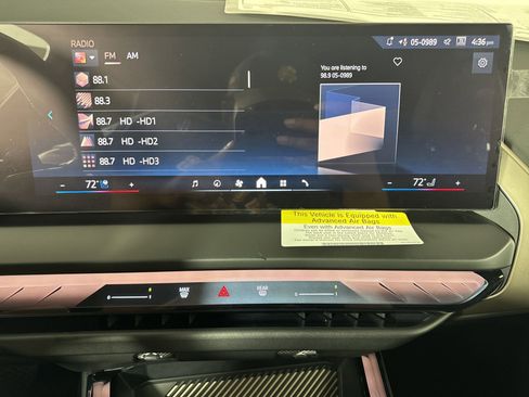 Used 2025 BMW X3 xDrive30i w/ Premium Package image 21