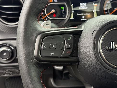 Used 2026 Jeep Wrangler Moab image 14