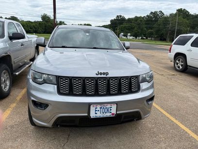 Used 2018 Jeep Grand Cherokee Altitude