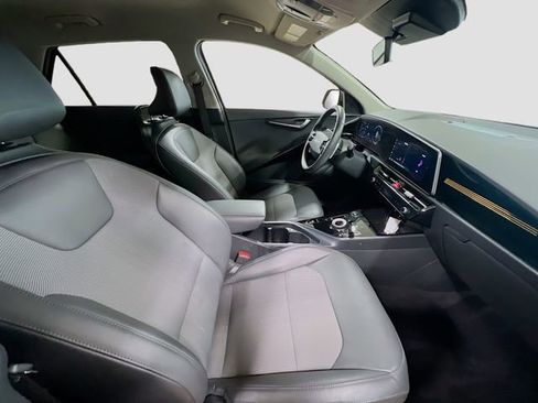 Used 2024 Kia Niro Wind image 27