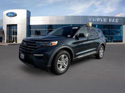 Certified 2022 Ford Explorer XLT w/ Equipment Group 202A