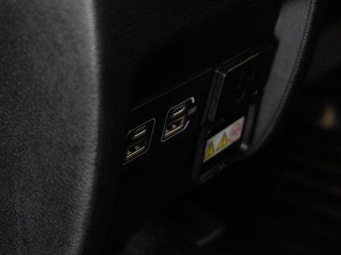 Used 2022 Jeep Cherokee Trailhawk AWD/4WD image 22