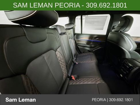 New 2025 Jeep Grand Cherokee Summit w/ Obsidian Package image 28