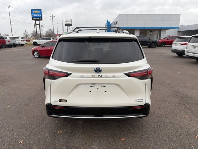 Used 2021 Toyota Sienna Limited w/ Outdoor Package (TMS) AWD/4WD image 5