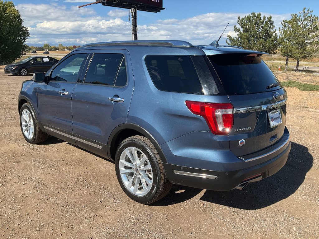 Used 2018 Ford Explorer Limited w/ Equipment Group 301A AWD/4WD image 11