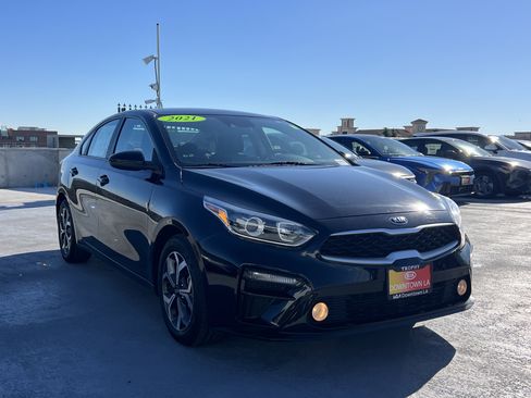 Certified 2021 Kia Forte LXS image 8