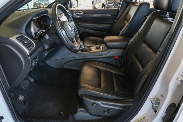 Used 2022 Jeep Grand Cherokee Limited AWD/4WD image 9