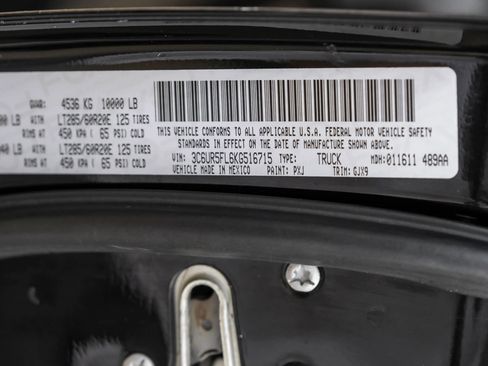 Used 2019 RAM 2500 Laramie w/ Black Appearance Package image 57