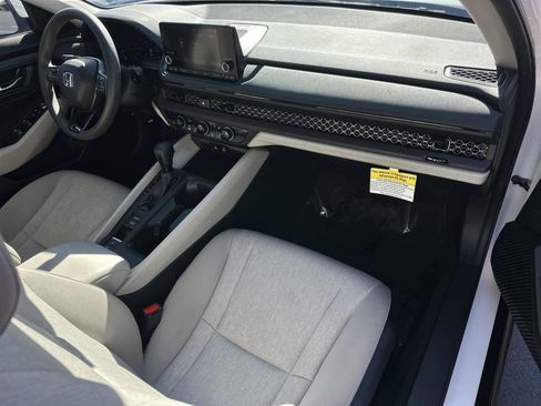 Used 2023 Honda Accord LX image 12