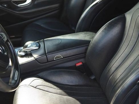 Used 2015 Mercedes-Benz S 63 AMG 4MATIC Sedan w/ Driver Assistance Package image 36