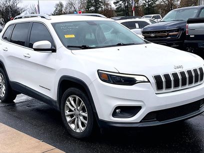 Used 2019 Jeep Cherokee Latitude w/ Popular Appearance Group