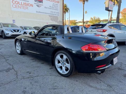 Used 2009 BMW Z4 sDrive30i image 14