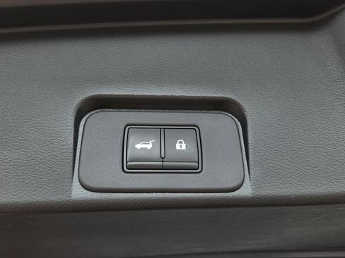 Used 2021 Nissan Rogue SL w/ Premium Package FWD image 25