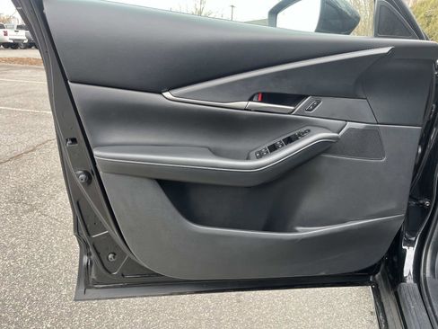 Used 2022 MAZDA CX-30 AWD 2.5 S w/ Select Package image 19